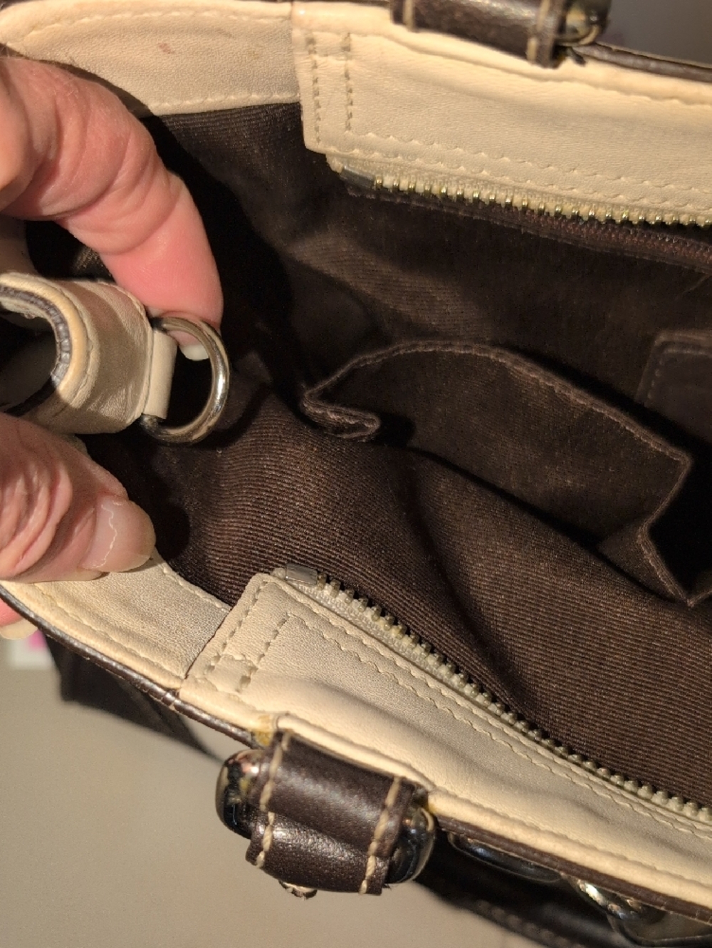 Coach 2007  Hampton Horsebit shoulder Bag Vintage comes With COA F-11199 - Picture 16 of 16